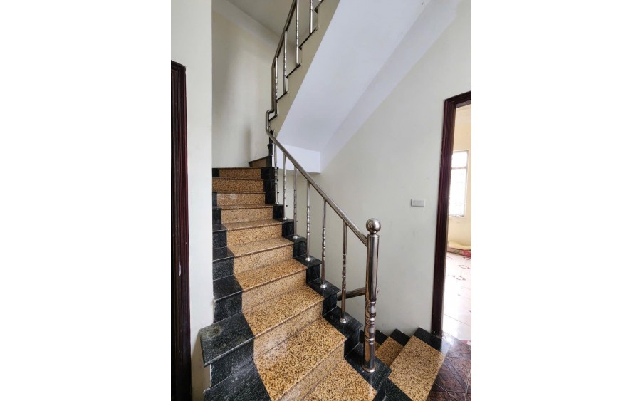 Cho thuê MBKD MỌI MÔ HÌNH mặt phố Hàm Long - Hoàn Kiếm - 120m - 4 tầng - 70 triệu